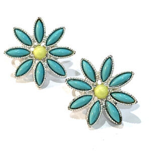Vintage Sarah Coventry clip on earrings retro silver blue & green daisy flower